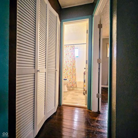 1525 E 23rd Street, Muncie, IN 47302