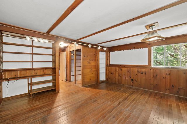 W349S4002 Waterville ROAD, Dousman, WI 53118