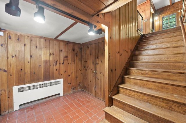 W349S4002 Waterville ROAD, Dousman, WI 53118