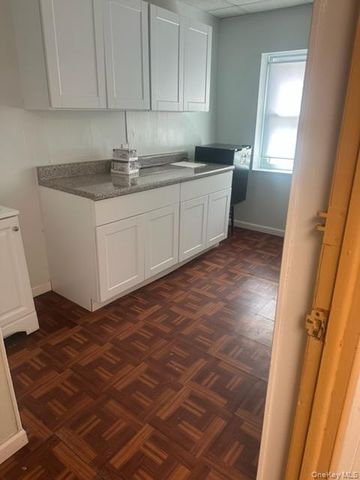 493 E 138th Street B, Bronx, NY 10454