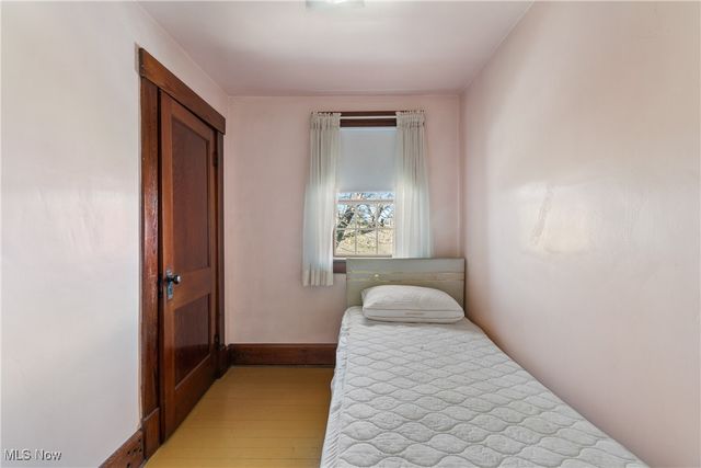 6779 Easton Street, Louisville, OH 44641