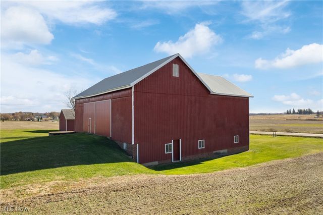 6779 Easton Street, Louisville, OH 44641