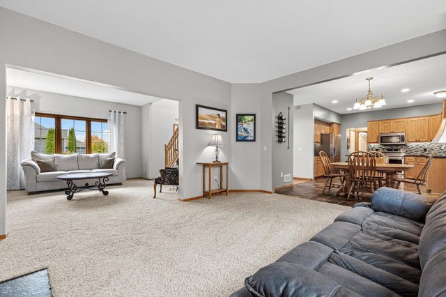19700 Everest Path, Farmington, MN 55024