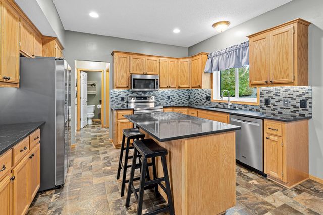 19700 Everest Path, Farmington, MN 55024