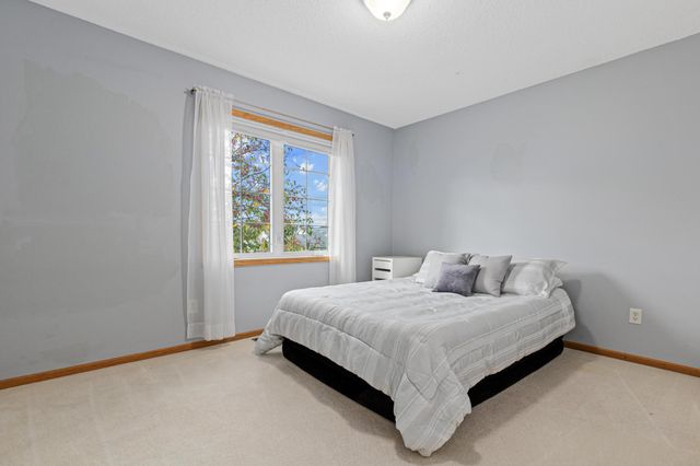 19700 Everest Path, Farmington, MN 55024