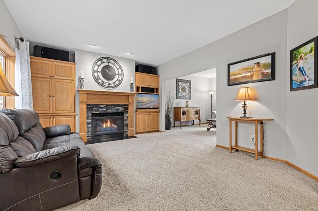 19700 Everest Path, Farmington, MN 55024