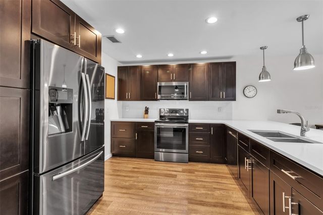 5519 PALM AIRE DRIVE, Sarasota, FL 34243