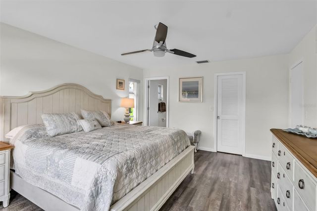 5519 PALM AIRE DRIVE, Sarasota, FL 34243