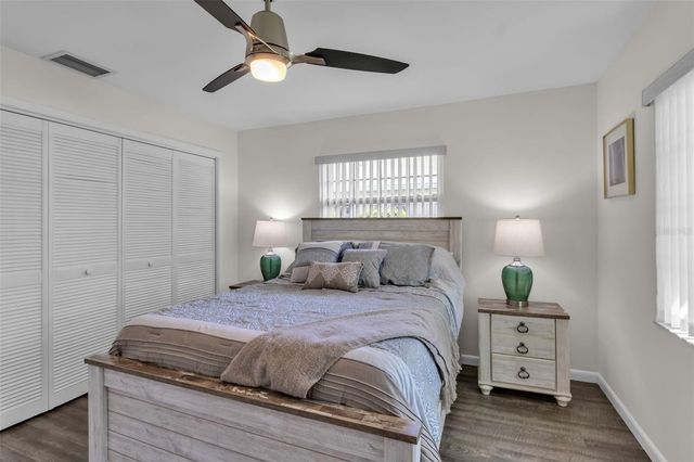 5519 PALM AIRE DRIVE, Sarasota, FL 34243