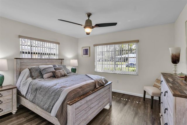 5519 PALM AIRE DRIVE, Sarasota, FL 34243