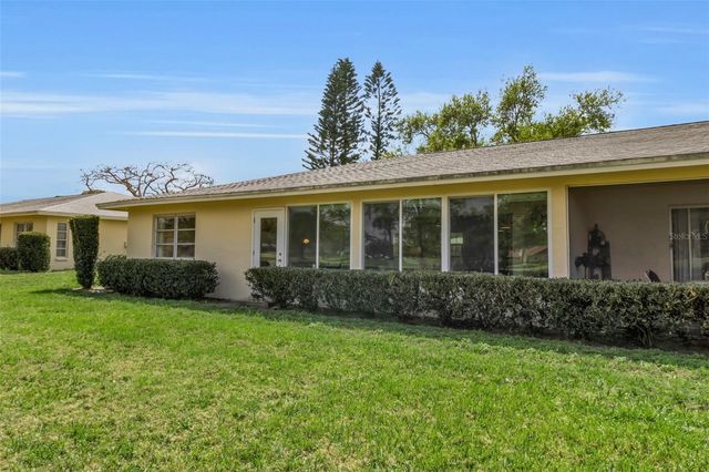 5519 PALM AIRE DRIVE, Sarasota, FL 34243