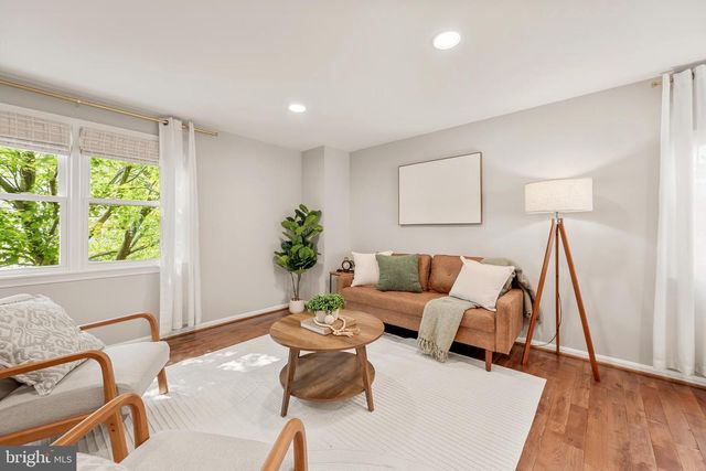 7400 MEADOWLEIGH WAY, Alexandria, VA 22315