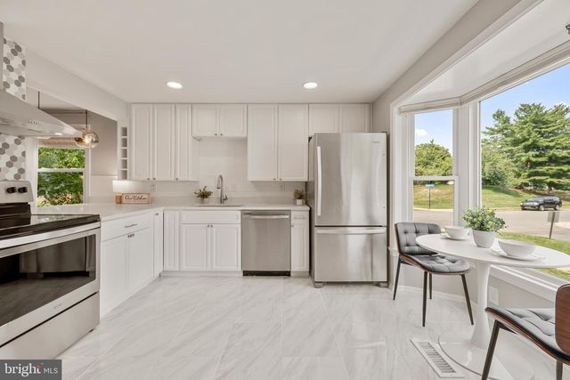 7400 MEADOWLEIGH WAY, Alexandria, VA 22315