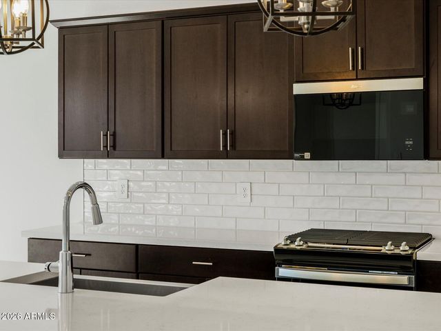 17716 W ILLINI Street, Goodyear, AZ 85338