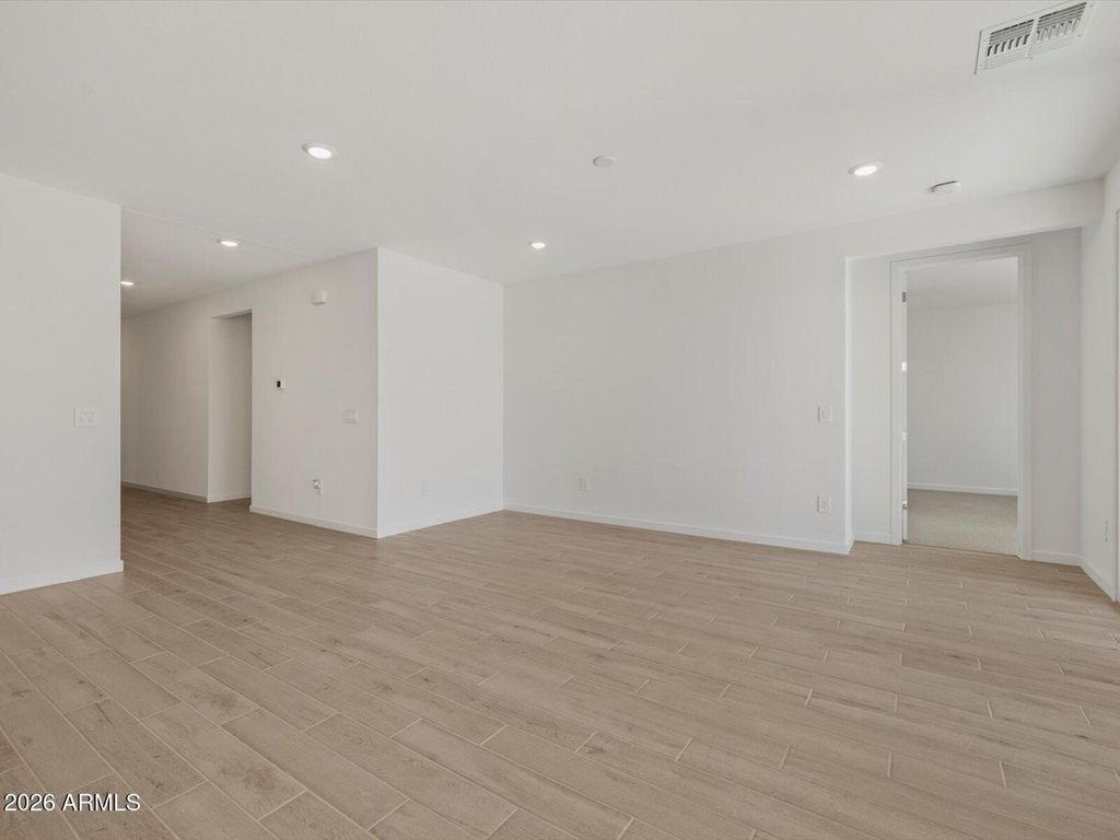 Image 18 of property listing at 17716 W ILLINI Street, Goodyear, AZ 85338