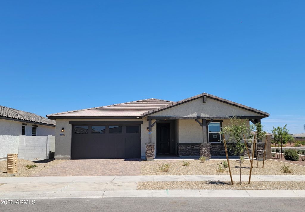 Image 2 of property listing at 17716 W ILLINI Street, Goodyear, AZ 85338