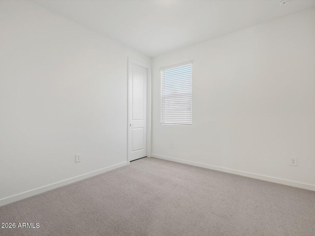 Image 4 of property listing at 17716 W ILLINI Street, Goodyear, AZ 85338