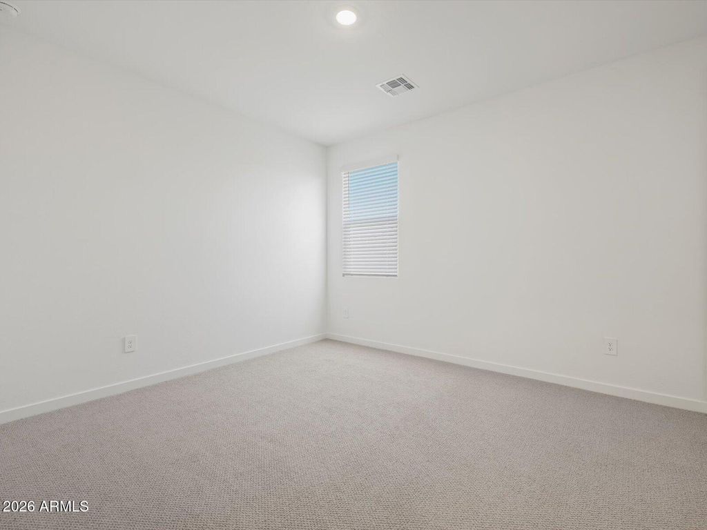 Image 5 of property listing at 17716 W ILLINI Street, Goodyear, AZ 85338