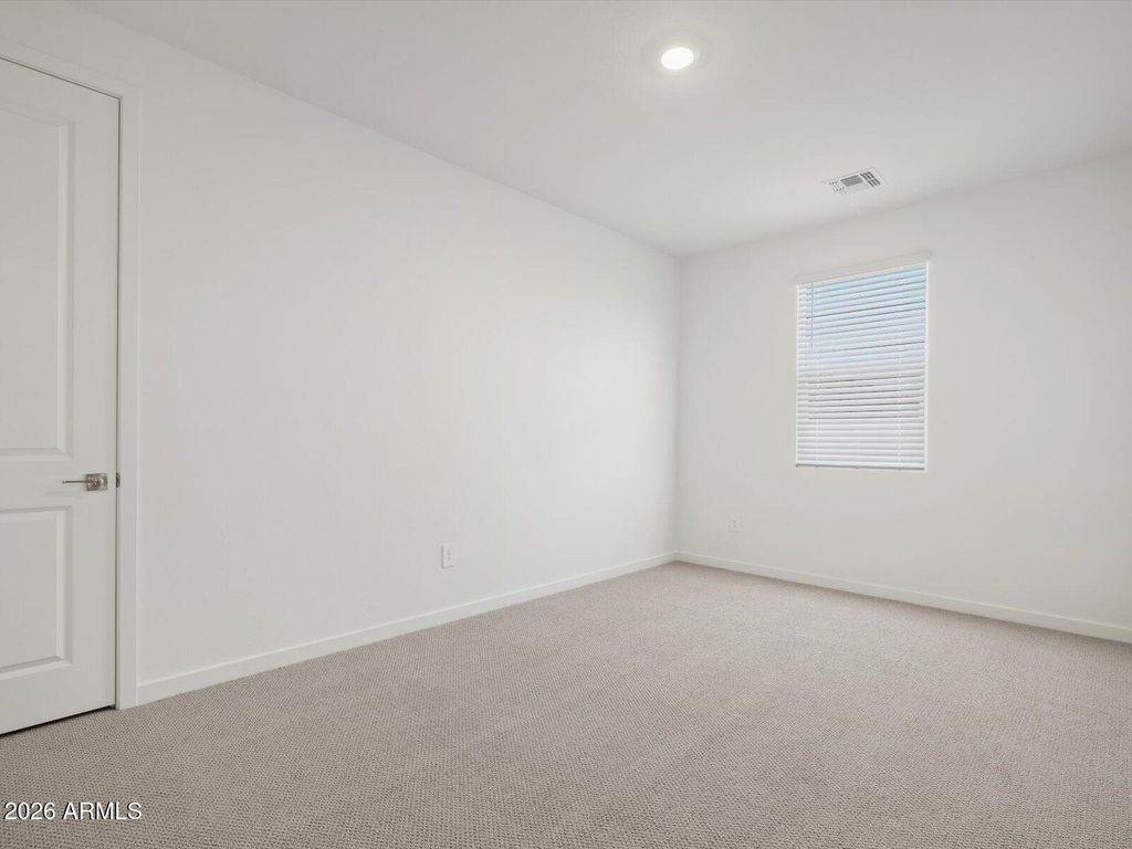 Image 7 of property listing at 17716 W ILLINI Street, Goodyear, AZ 85338