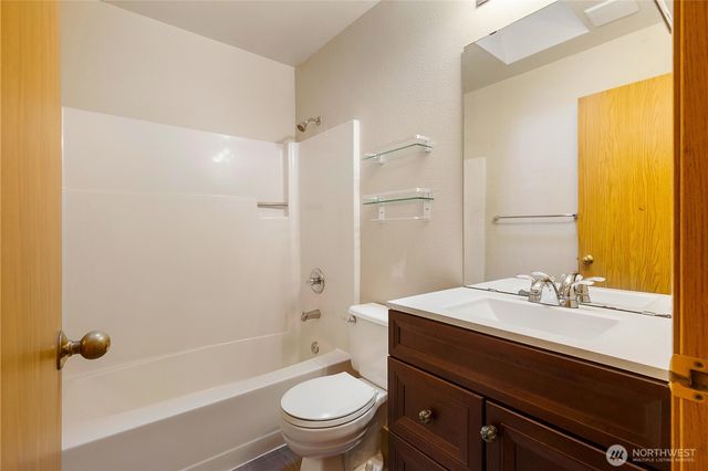 2078 SE 8th Drive, Renton, WA 98055