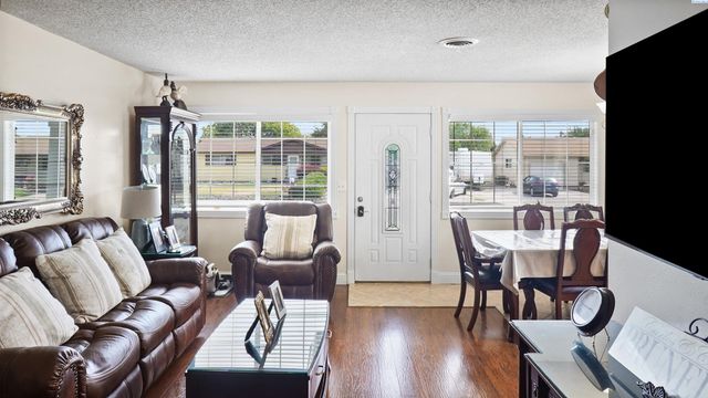 415 E Sylvan Dr., Othello, WA 99344