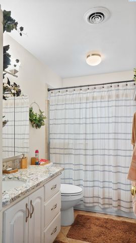 415 E Sylvan Dr., Othello, WA 99344