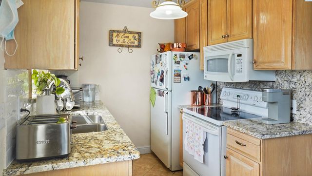 415 E Sylvan Dr., Othello, WA 99344