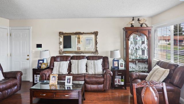 415 E Sylvan Dr., Othello, WA 99344