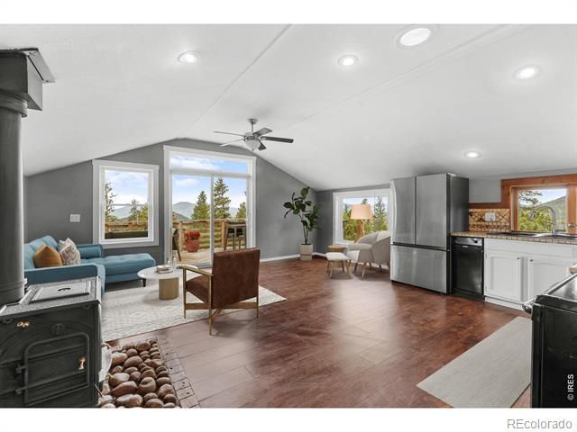 33998 Lyttle Dowdle Drive, Golden, CO 80403