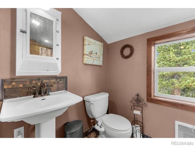 33998 Lyttle Dowdle Drive, Golden, CO 80403