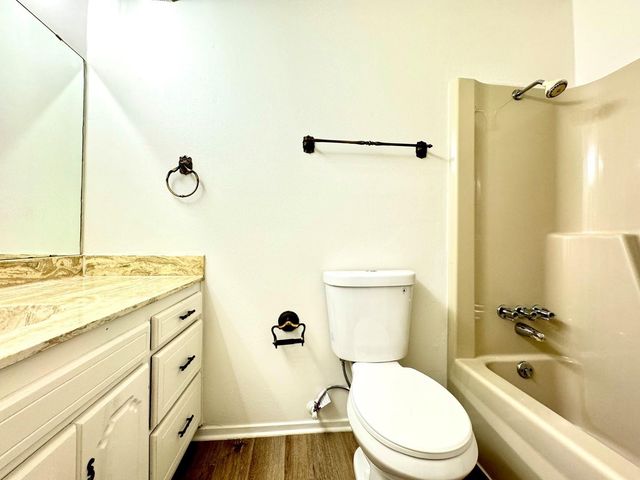 3009 Jennifer Avenue, Denison, TX 75020