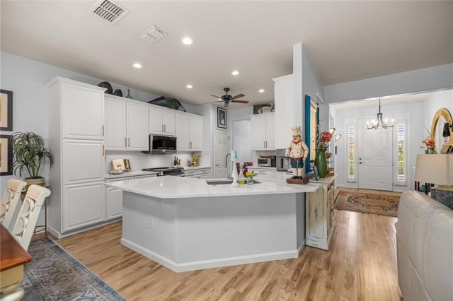 9383 SW 71ST LOOP, Ocala, FL 34481