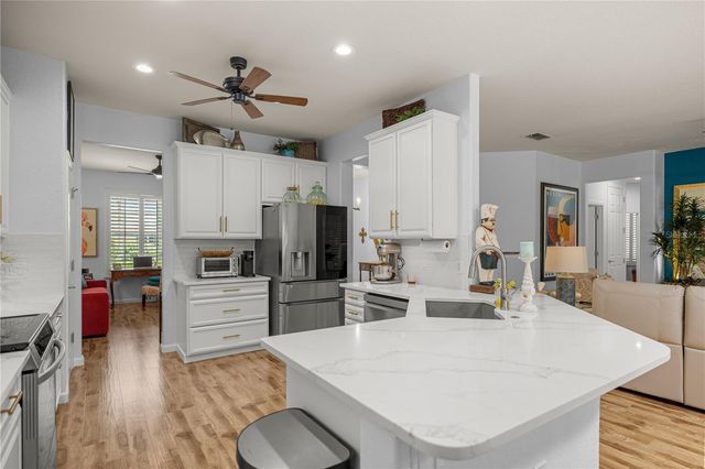 9383 SW 71ST LOOP, Ocala, FL 34481