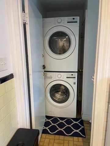 275 Tappan St II, Brookline, MA 02445