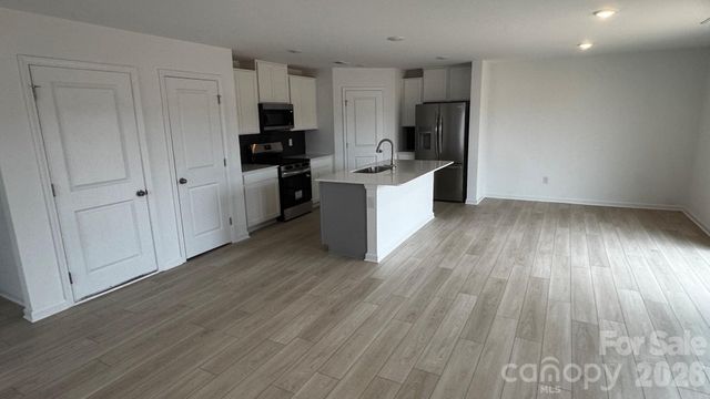 4063 Oxford Glen Drive OG 109, Claremont, NC 28610