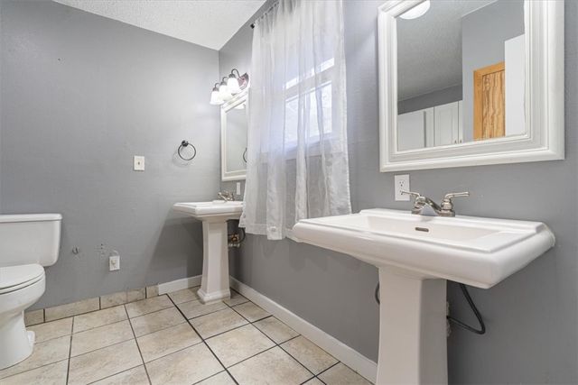 2414 County Road 216, Eureka Springs, AR 72632