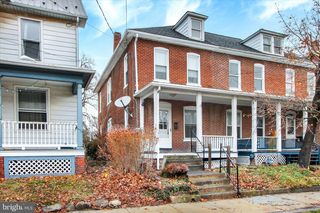 44 E WATER ST, Gettysburg, PA 17325
