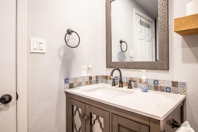 21 Comanche Drive, Lubbock, TX 79404