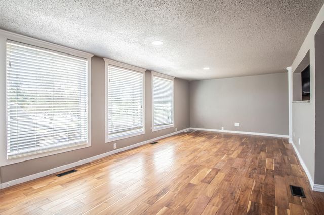 21 Comanche Drive, Lubbock, TX 79404