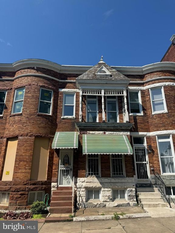 2718 AUCHENTOROLY TER, Baltimore, MD 21217