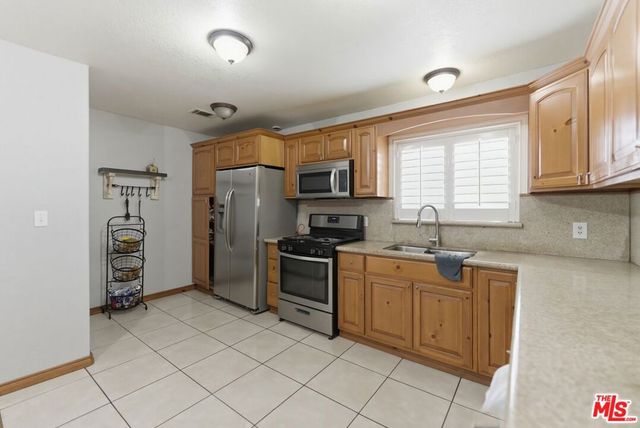 1224 Poplar Street, San Bernardino, CA 92410