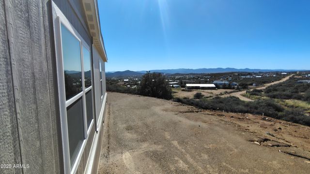 18115 E FROG HOLLER Lane, Dewey, AZ 86327