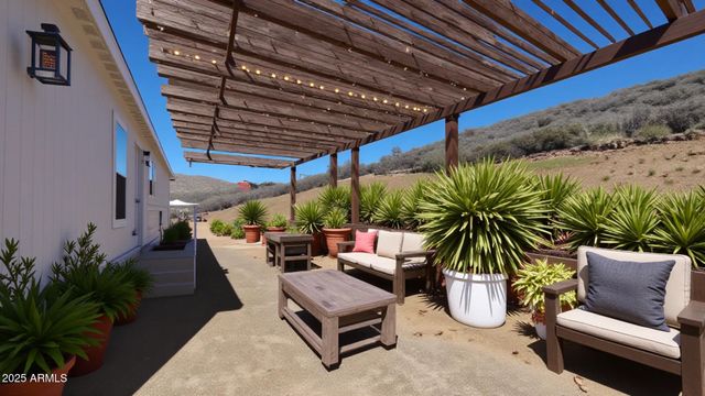 18115 E FROG HOLLER Lane, Dewey, AZ 86327