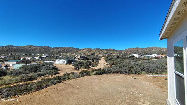 18115 E FROG HOLLER Lane, Dewey, AZ 86327