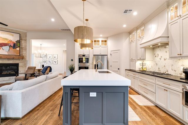1732 Parkwood Avenue, Edmond, OK 73034
