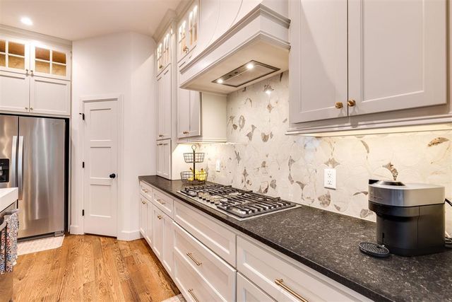 1732 Parkwood Avenue, Edmond, OK 73034