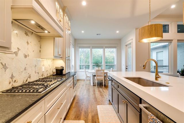 1732 Parkwood Avenue, Edmond, OK 73034