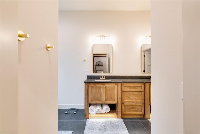 1732 Parkwood Avenue, Edmond, OK 73034