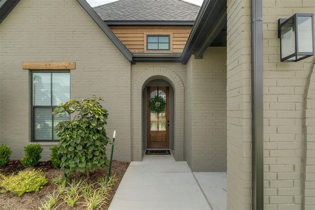 1732 Parkwood Avenue, Edmond, OK 73034