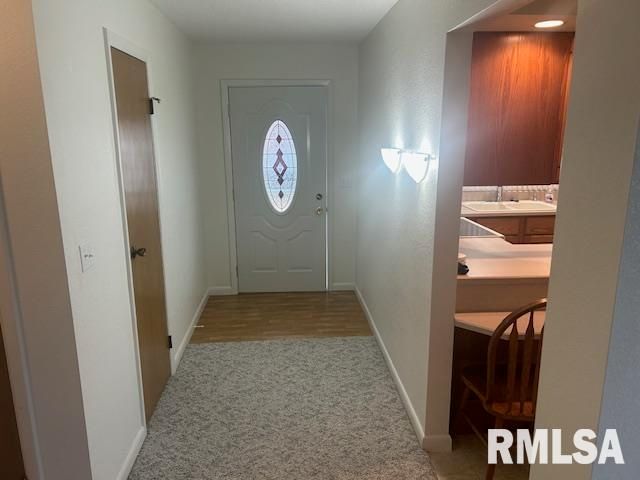 309 N CLAY Street, Taylorville, IL 62568